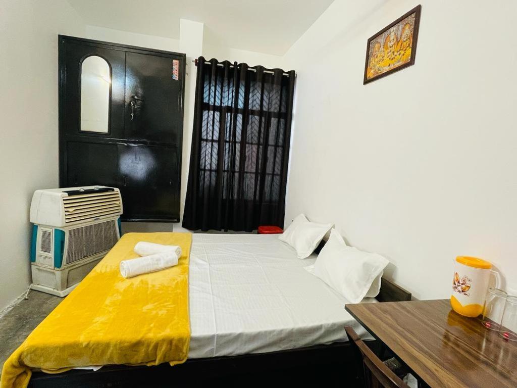 Shree Balaji Homestay Ayodhya Exterior foto